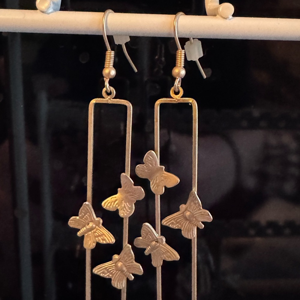 Elegant Gold Butterfly Earrings